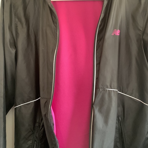 New Balance Rain Jacket - Picture 6 of 6